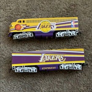 Lakers train